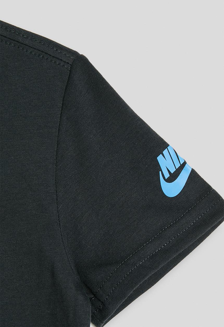 Nike - Nkb Soccer Swoosh Tee - Dk Smoke Grey