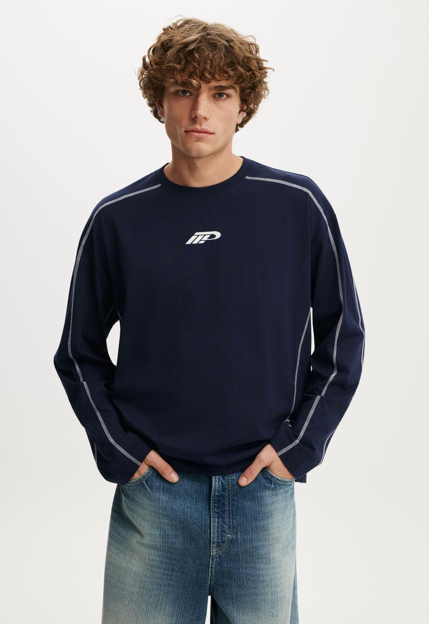 Cotton On - Cropped Fit Graphic Long Sleeve T-shirt  - Auto Navy/On Time