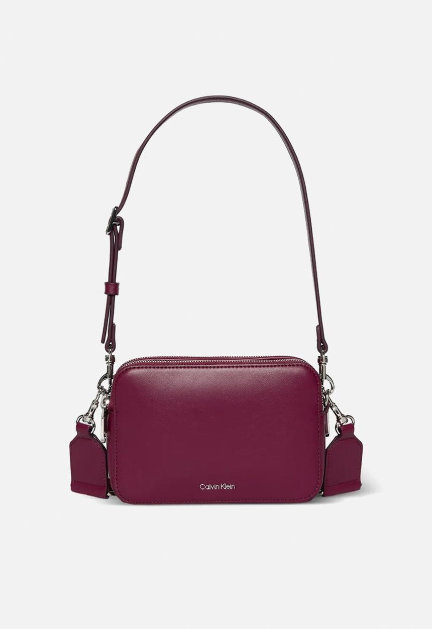 Calvin Klein - Webbing double strap camera bag- alluring pink