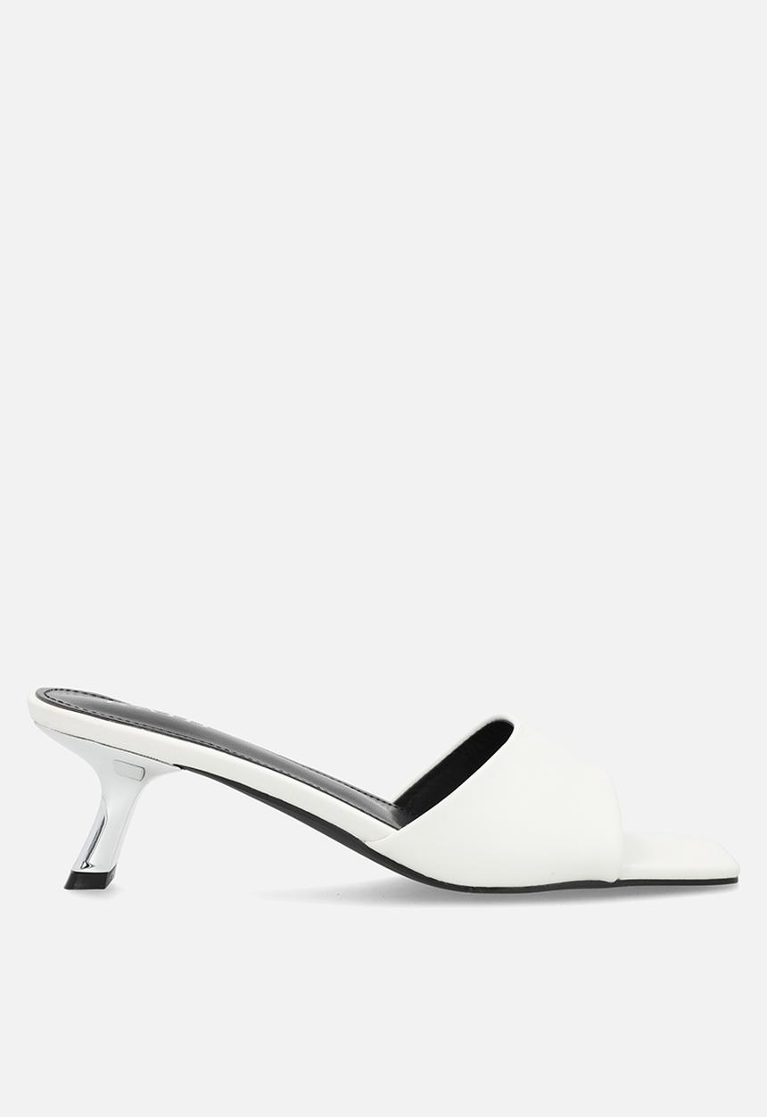 Raid London - Lisha open toe stiletto heel mule - white 