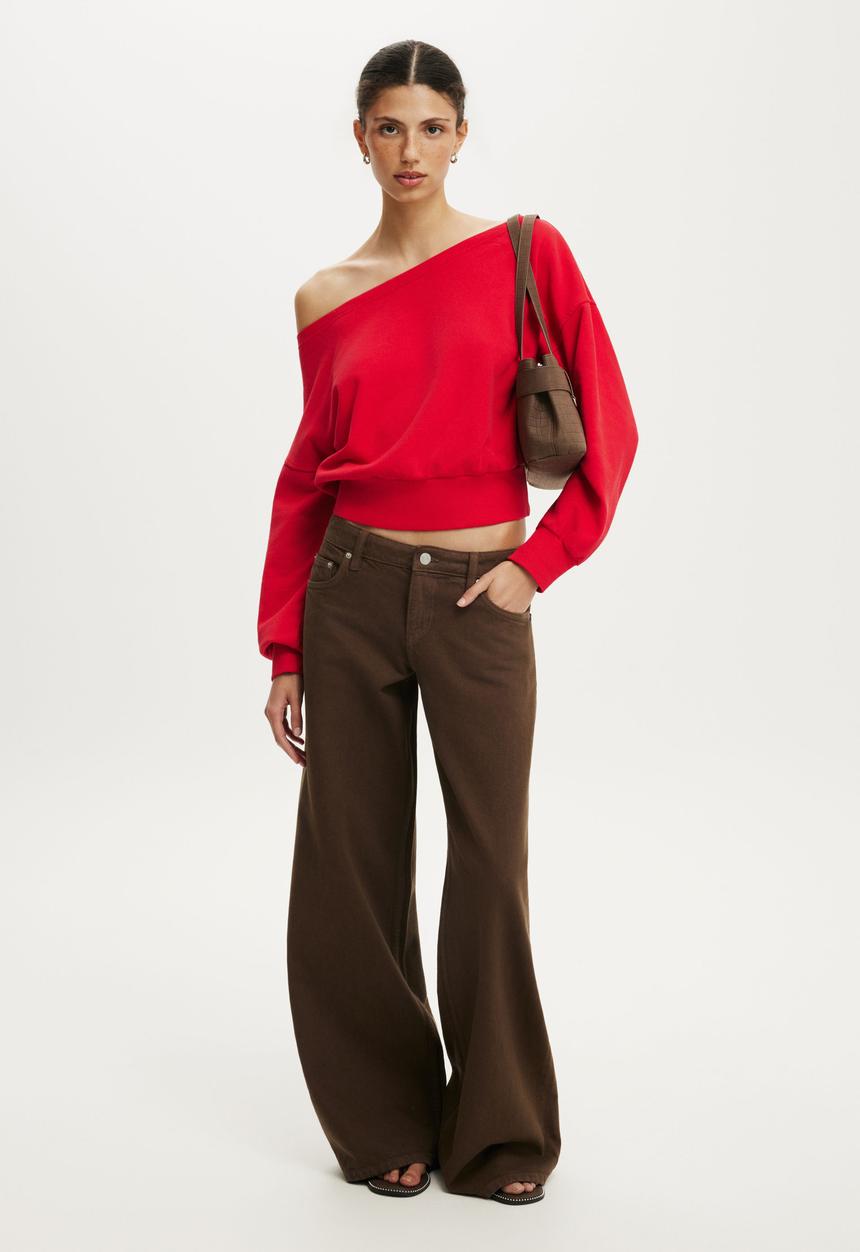 Cotton On - Relaxed Off Shoulder Sweatshirt - Washed Red Petal