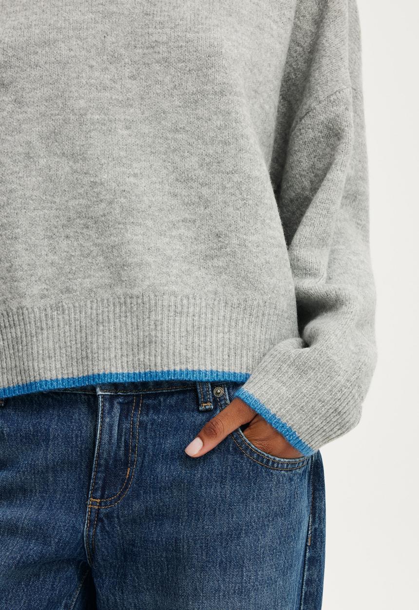 Cotton On - Luxe V Neck Knit - Grey Marle/Blue Tipping
