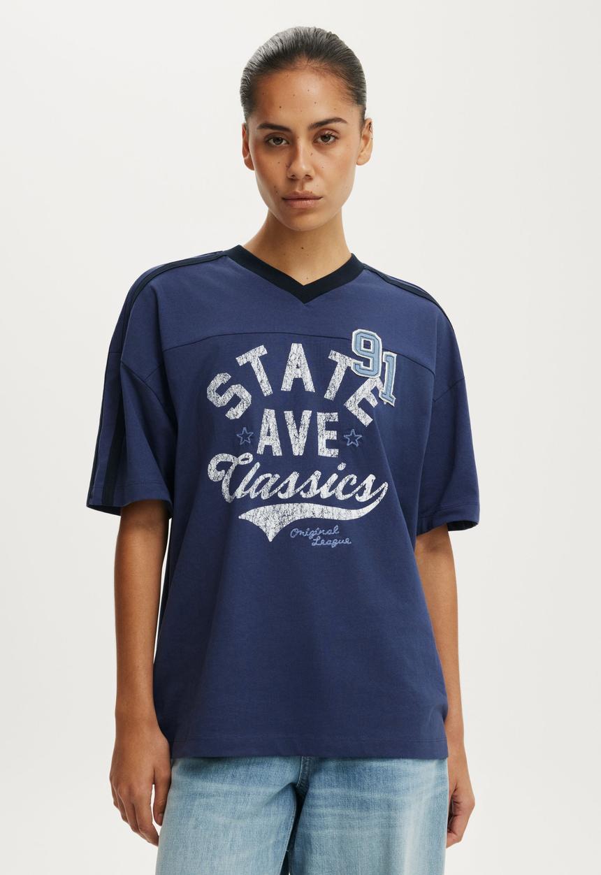 Cotton On - V Neck Oversized Graphic Tee - Beckley Ave Classics/Moonlight Indigo