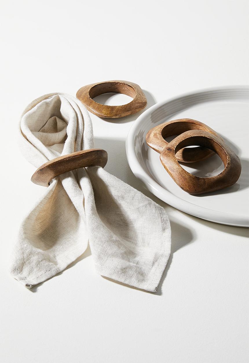Sixth Floor - Organic Shaped Wooden Napkin Rings Set 4