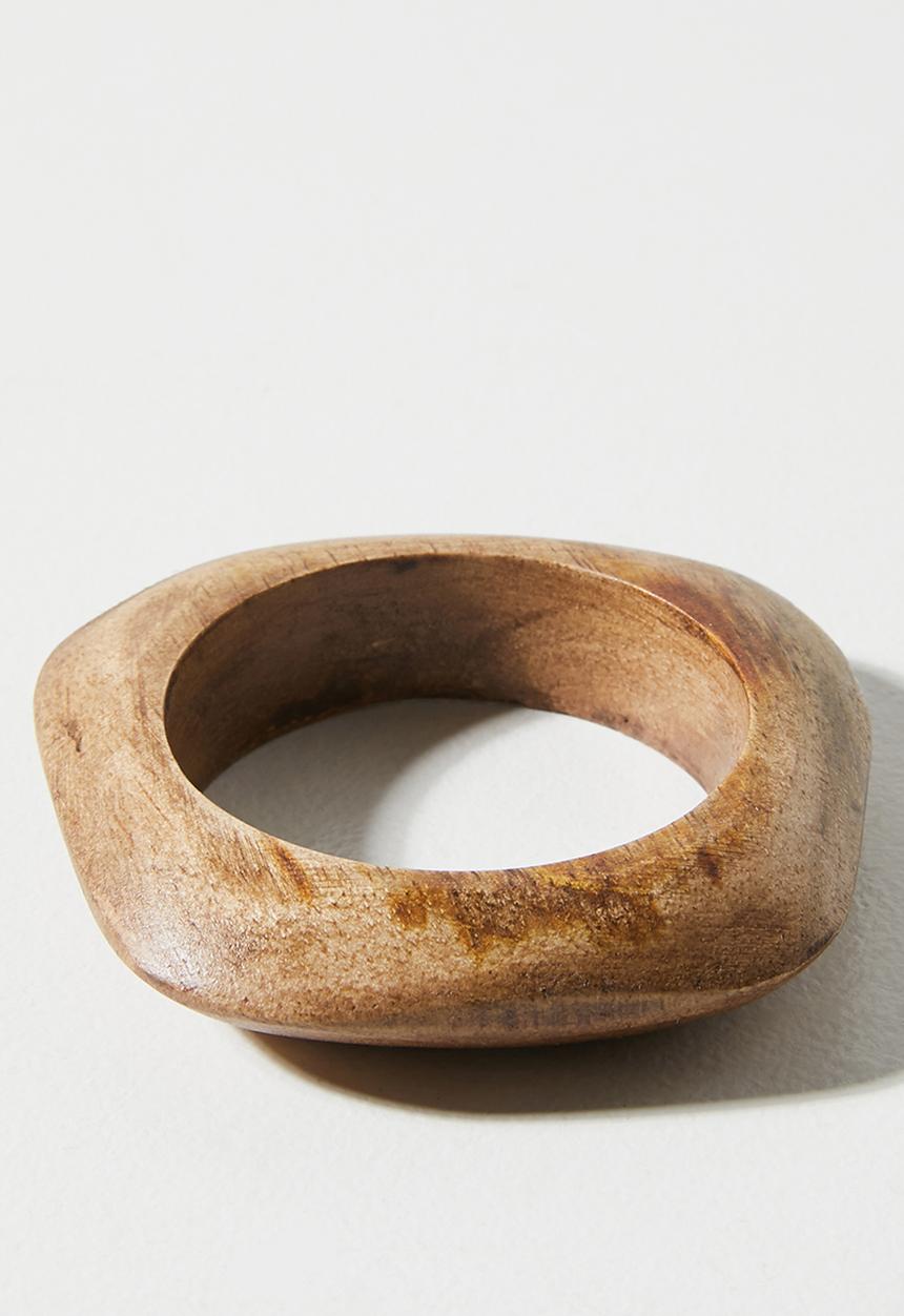 Sixth Floor - Organic Shaped Wooden Napkin Rings Set 4
