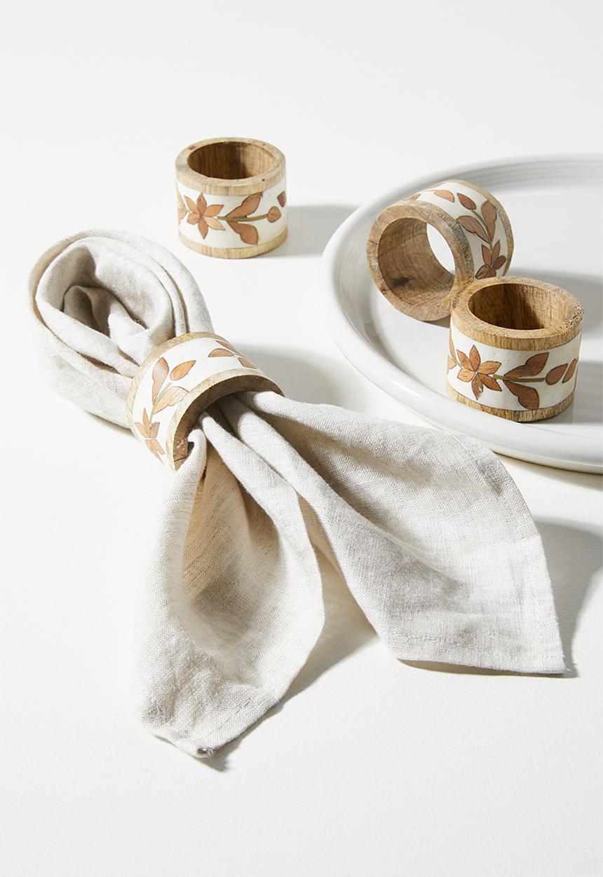 Sixth Floor - Inlay Napkin Rings Wood & White set 4