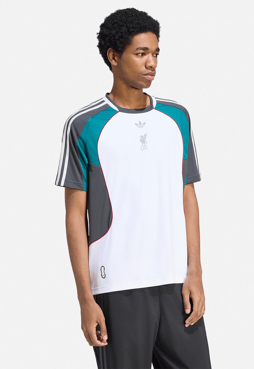 adidas Originals - Liverpool LFC Teamgeist 26 Warm-Up Jersey. - White