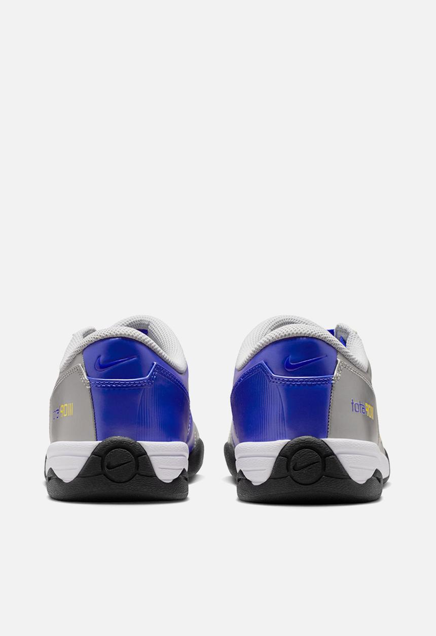 Nike - Total 90