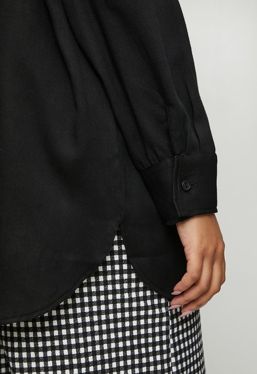 Me&B - Plus Tencel Shirt - Black