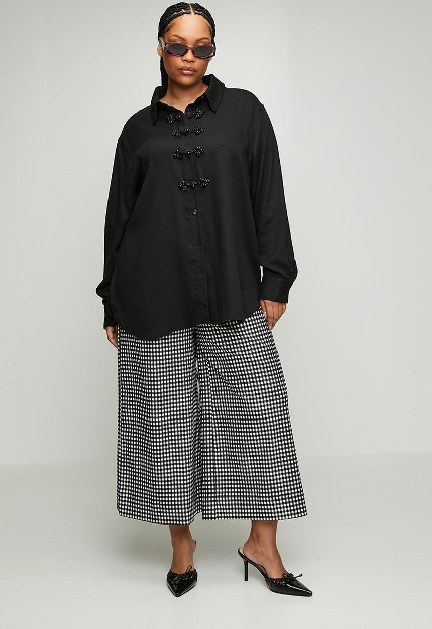 Me&B - Plus Tencel Shirt - Black