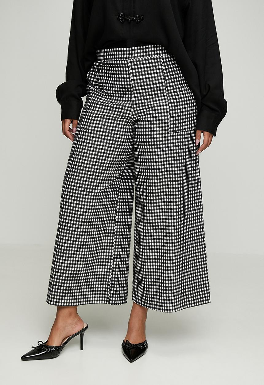 Me&B - Plus Bengaline Pants - Black and White