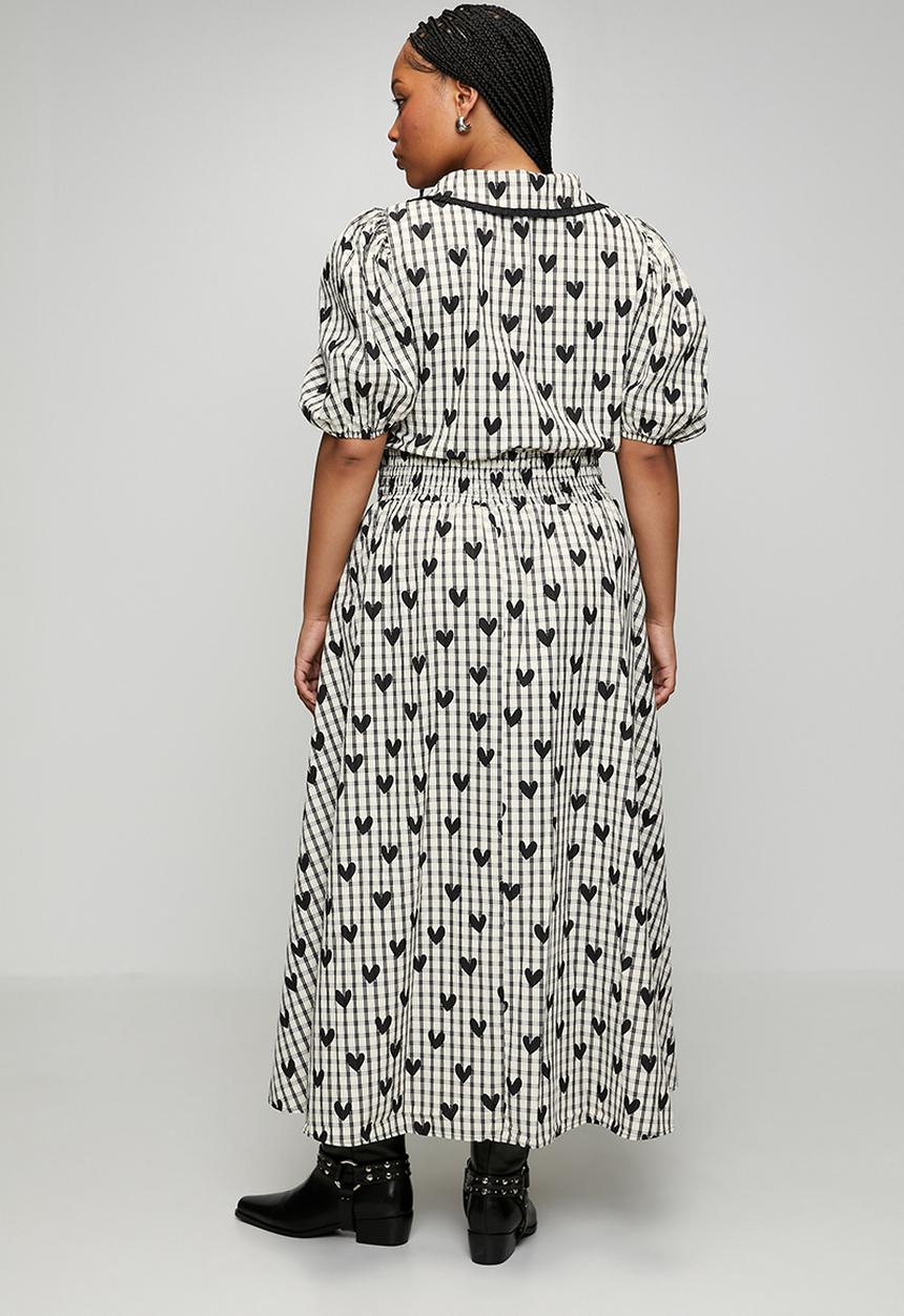 Me&B - Plus Check with Heart Shirred Midi Dress - White & Black 