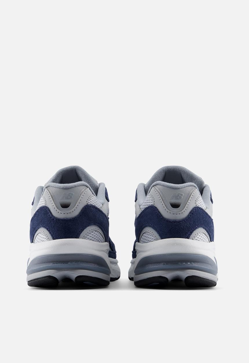 New Balance  - 2010 Grade School