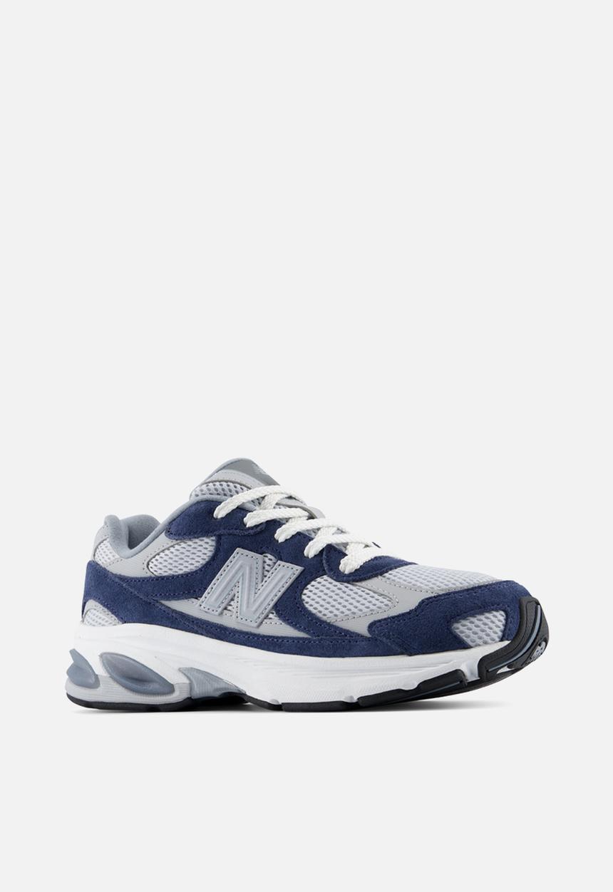 New Balance  - 2010 Grade School