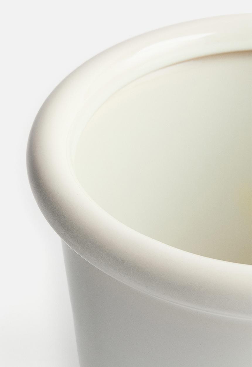 H&M - Large stoneware plant pot with saucer - white