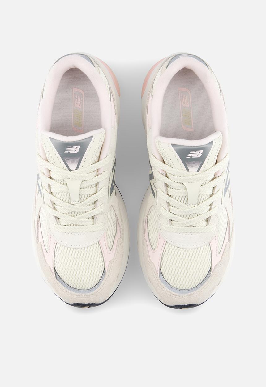 New Balance  - 2010 Grade School