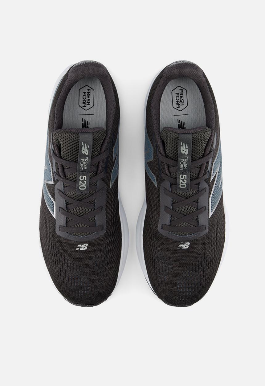 New Balance  - Fresh Foam 520 v9 - black
