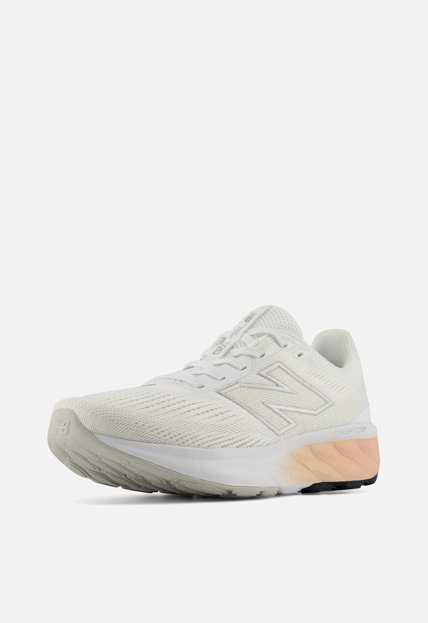New Balance  - Fresh Foam 520 v9