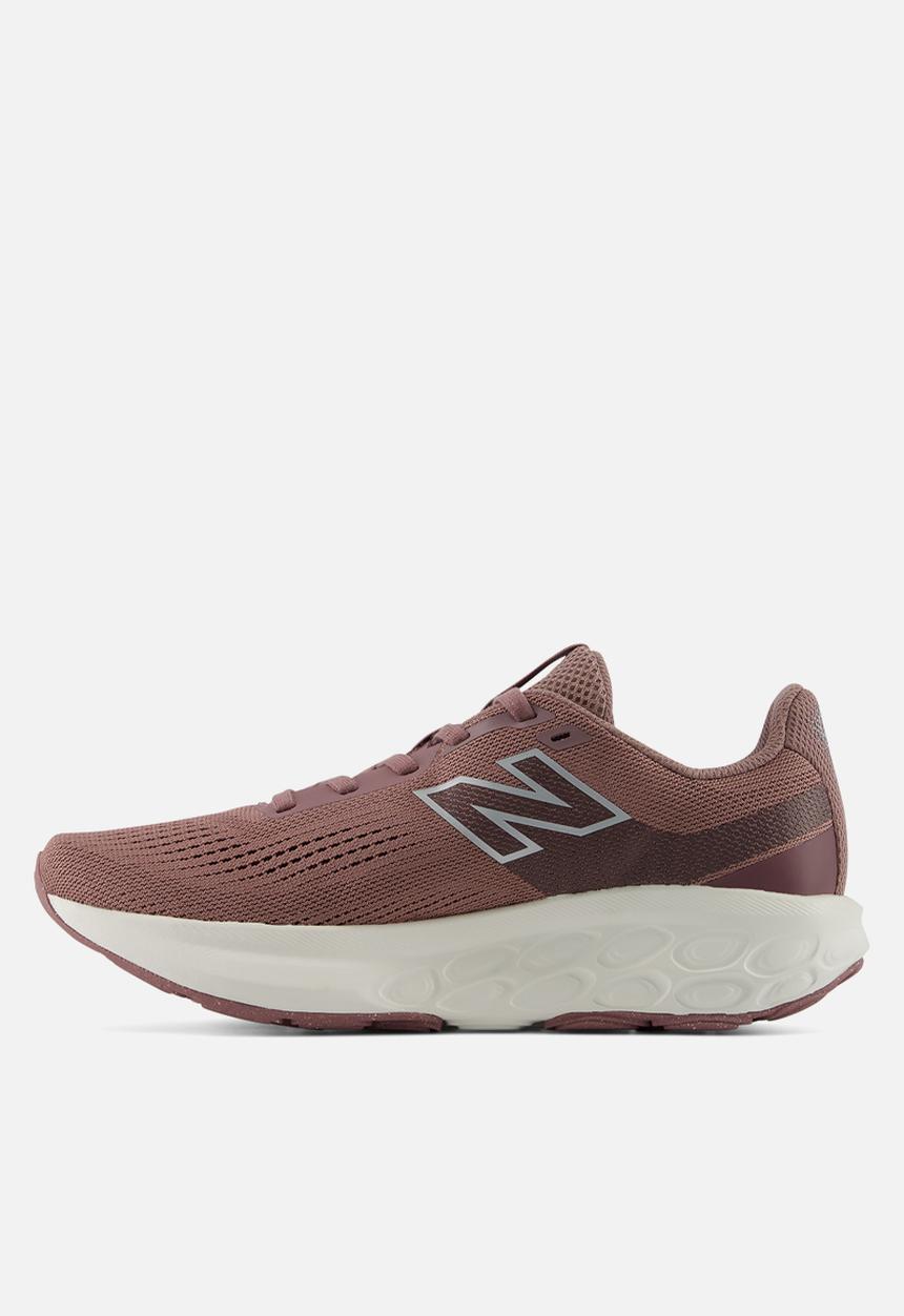 New Balance  - Fresh Foam 520 v9