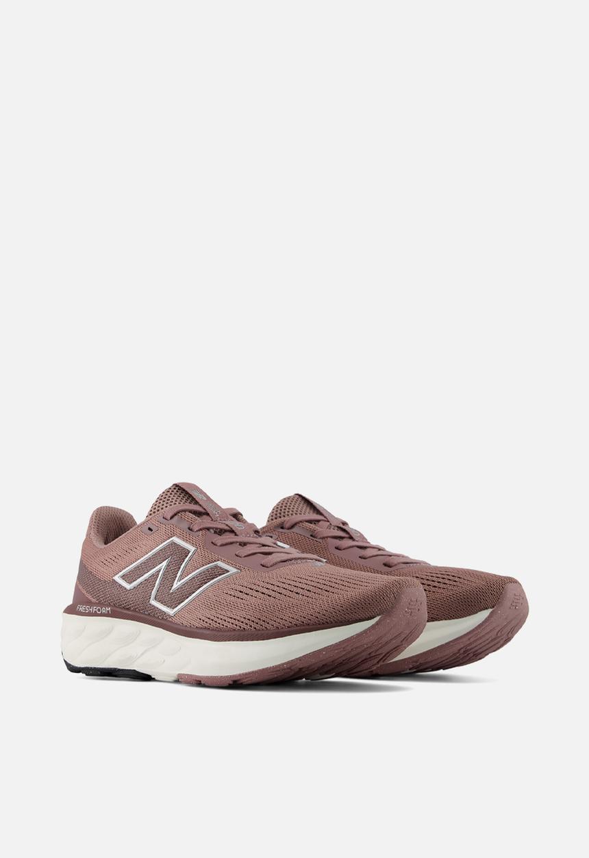 New Balance  - Fresh Foam 520 v9