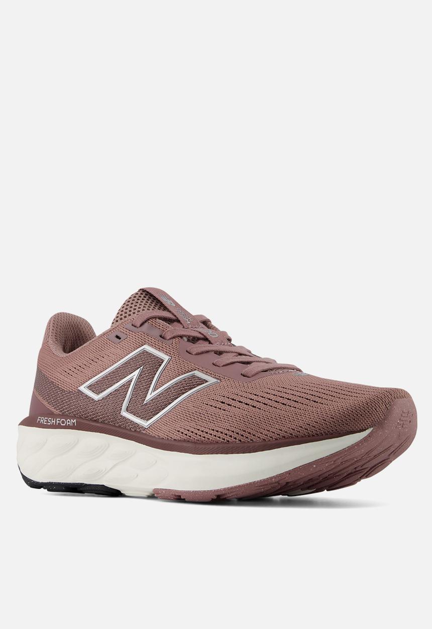 New Balance  - Fresh Foam 520 v9