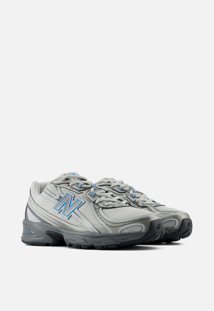 New Balance  - 740 Grade School