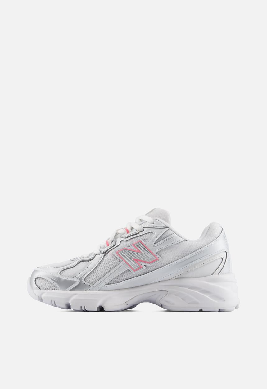 New Balance  - 740 Grade School