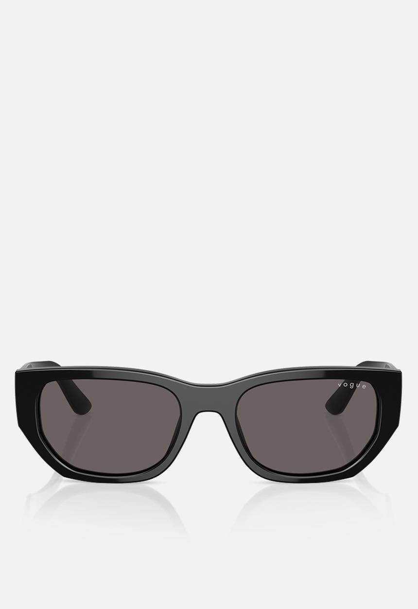 Vogue Eyewear - Vogue Eyewear 0VO5586S 53 Rectangle - Black
