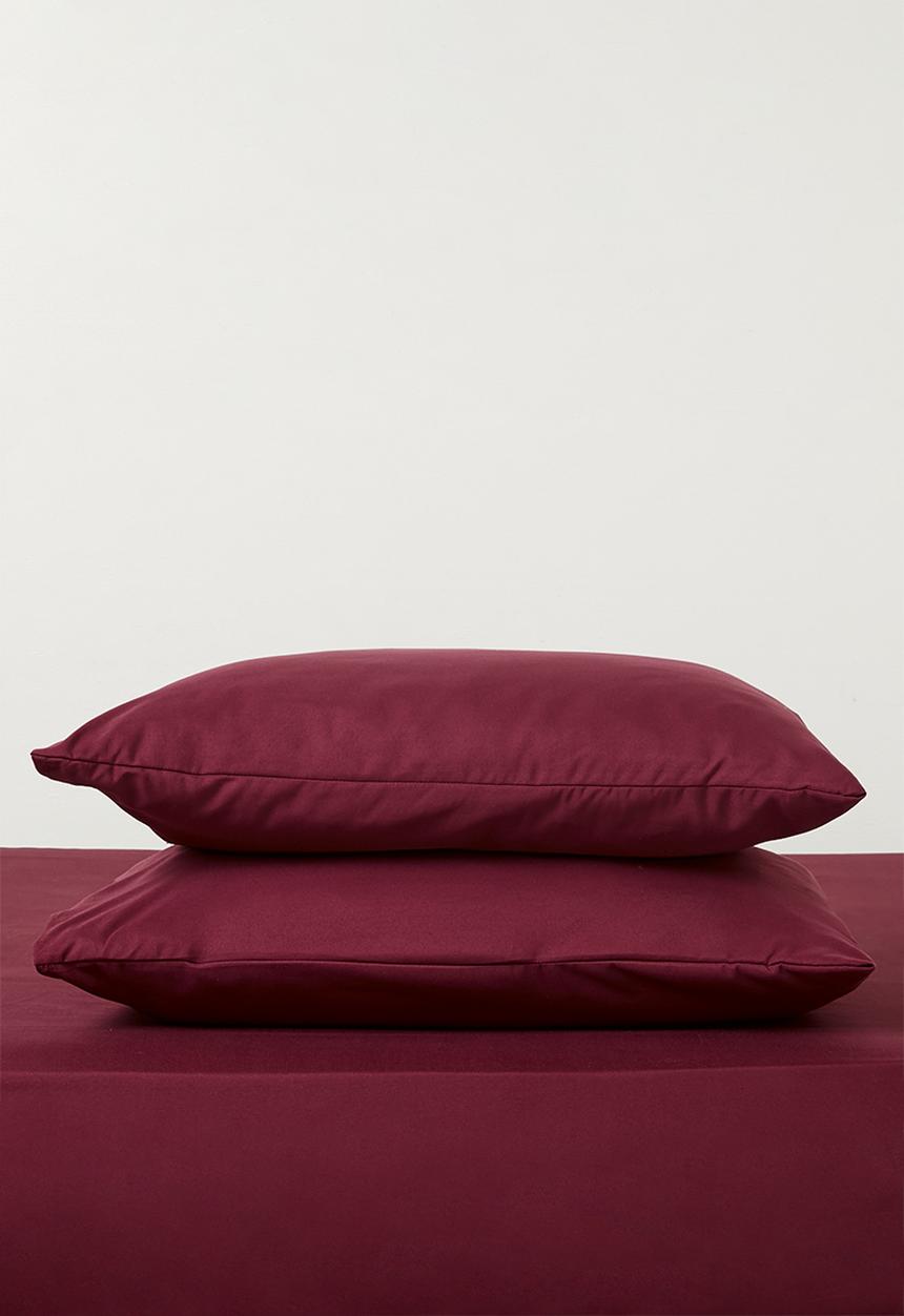 Sixth Floor - Recycled microfibre std pillowcase set - Burgundy