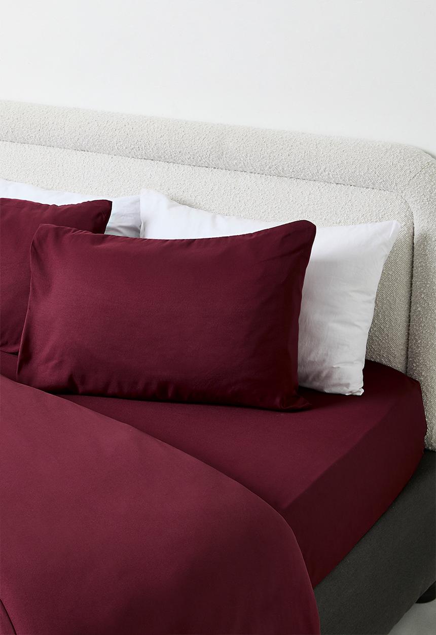 Sixth Floor - Recycled microfibre fitted sheet - Burgundy
