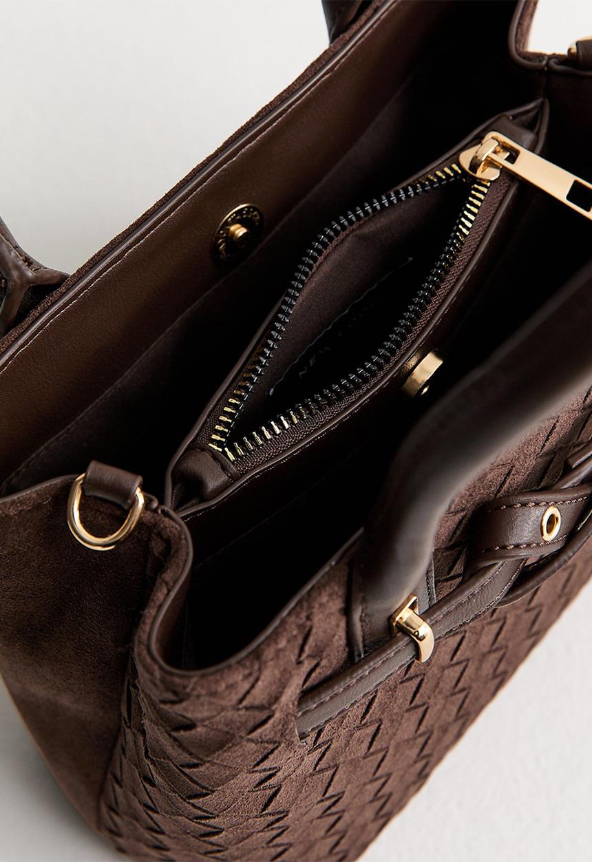 New Look - Faux Suede Weave Effect Mini Crossbody Bag - Dark Brown