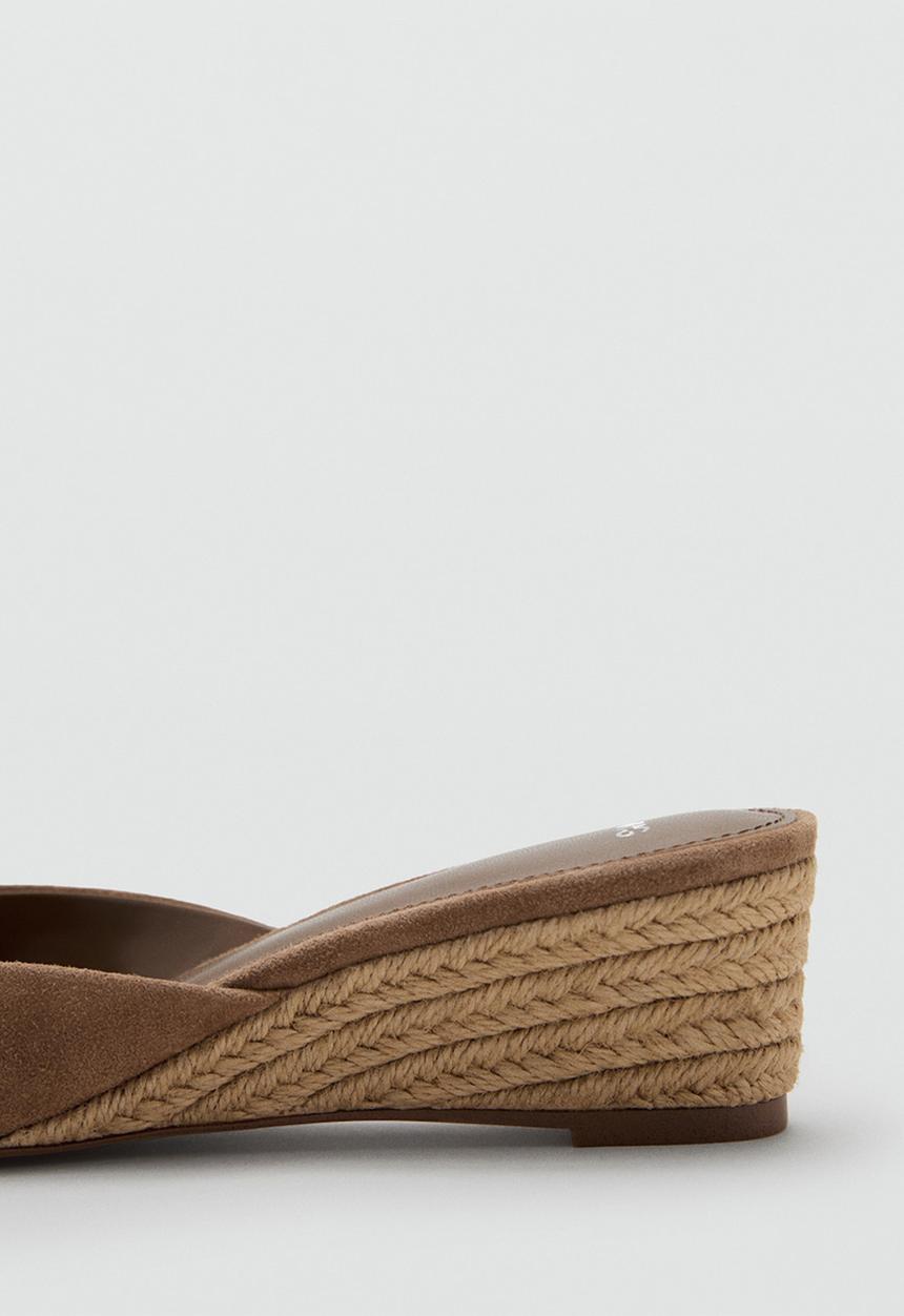 MANGO - Bimba open toe mule - light pastel brown
