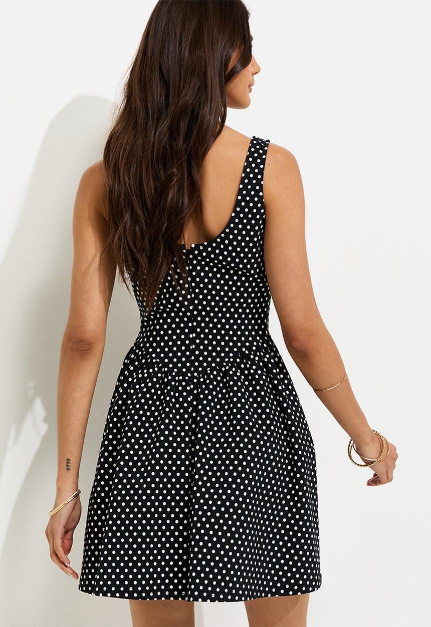 New Look - Beng strappy v-shaped waist mini dress - black