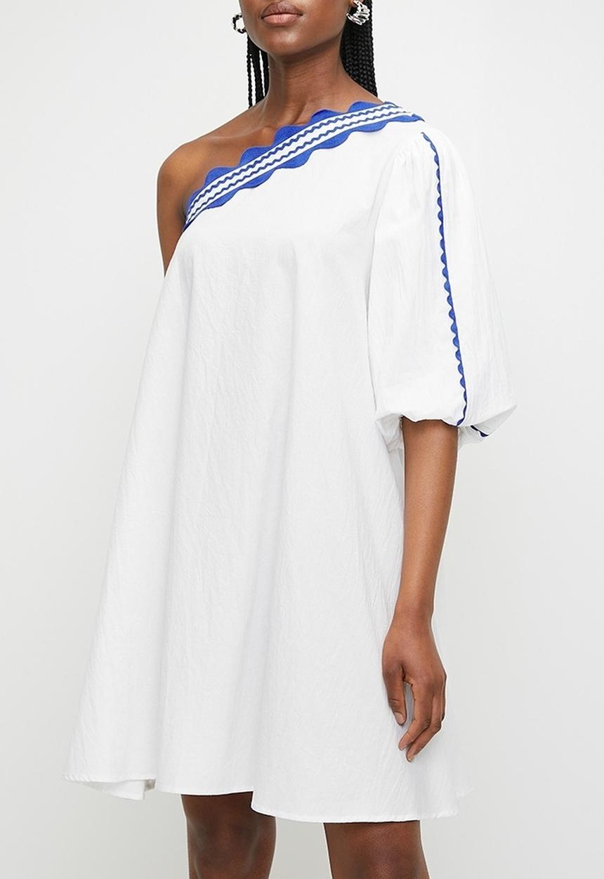 Superbalist - Embroidery asym mini trapeze - neutral