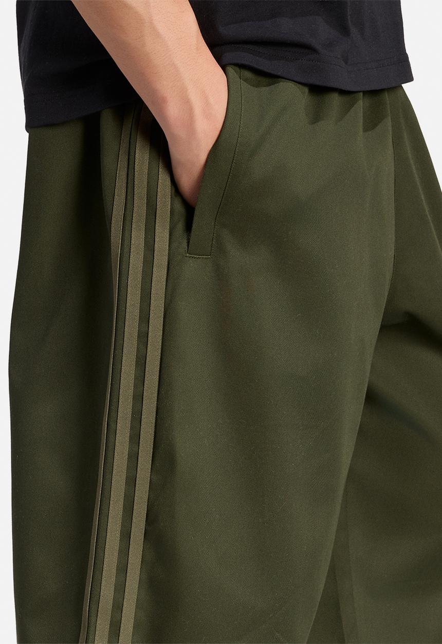 adidas Originals - Twill Shorts - Night Cargo