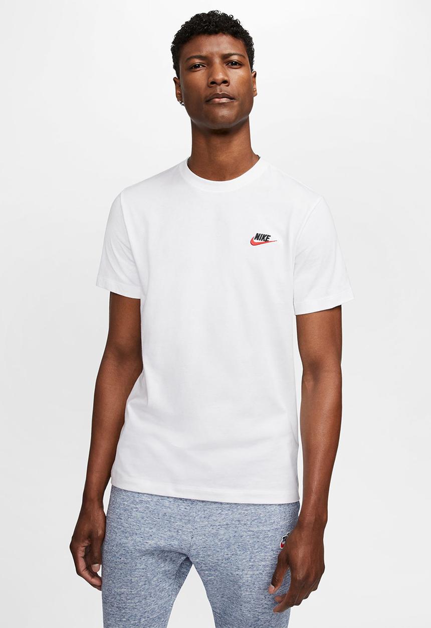 Nike - Nike sportswear club short sleeve tee - white/black/university red