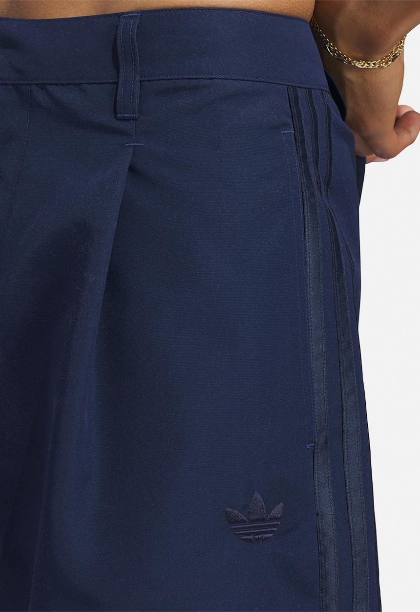 adidas Originals - Originals Woven Short - Navy