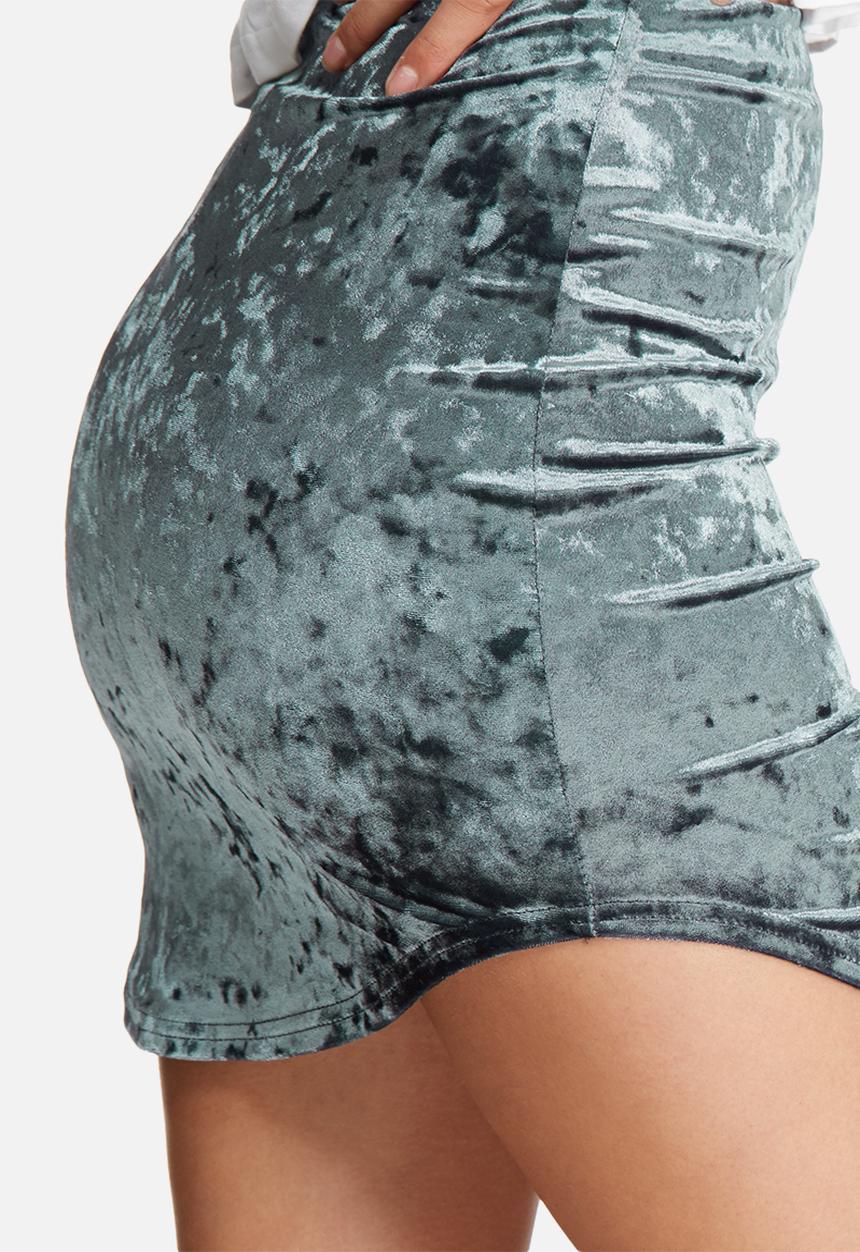 Missguided - Crushed velvet curve hem mini skirt
