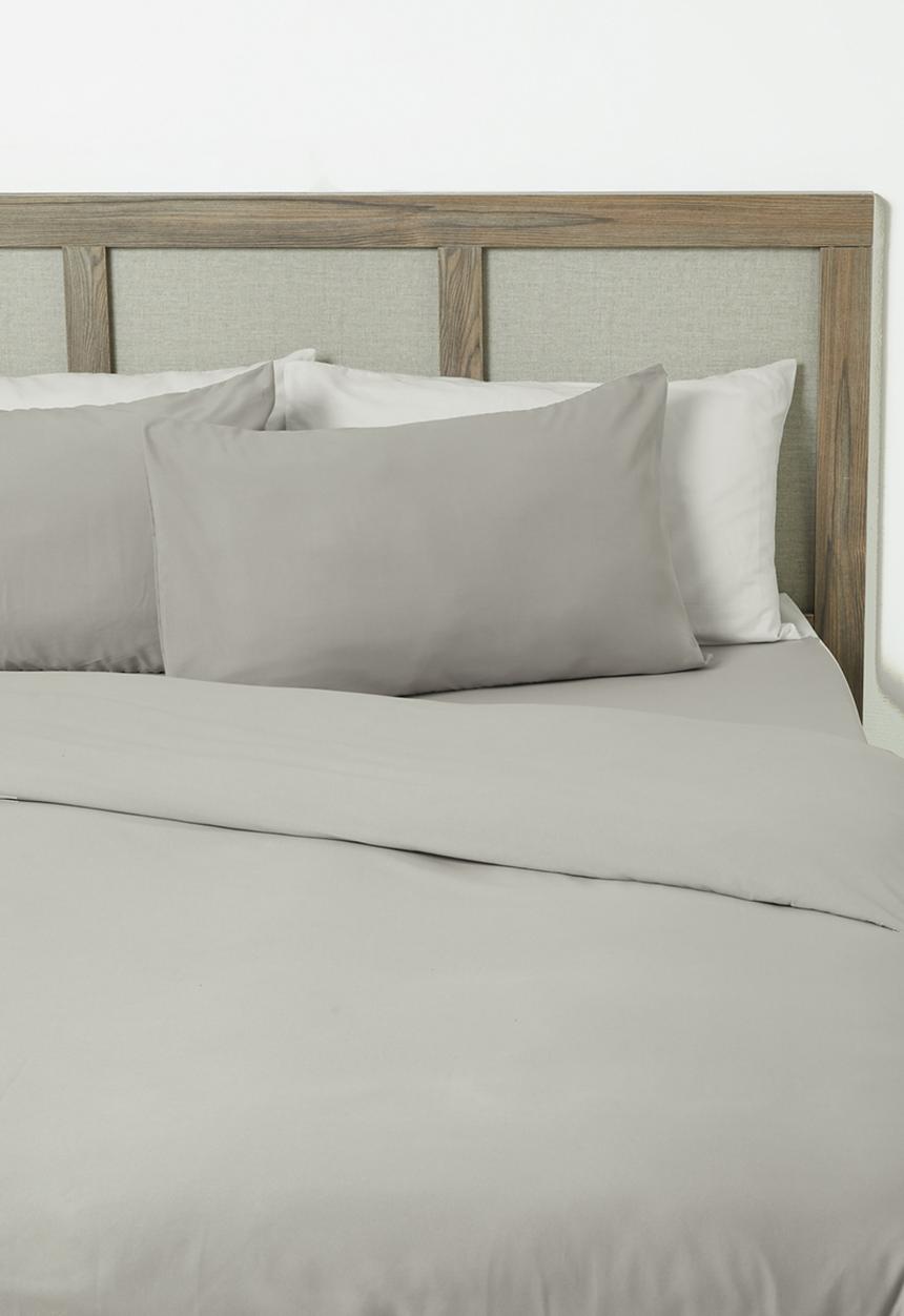 Sixth Floor - Recycled microfibre duvet set Greige