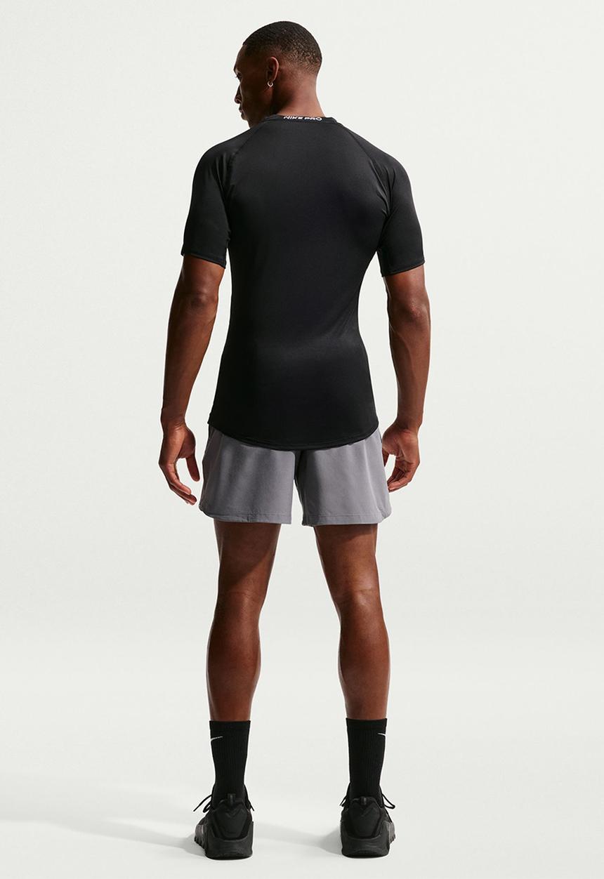 Nike - Nike Pro Dri-FIT Tight short-sleeve fitness top - black
