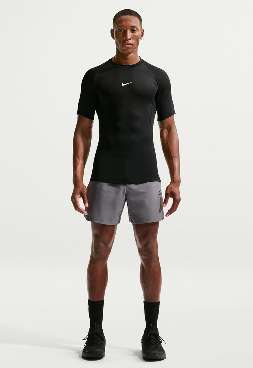 Nike - Nike Pro Dri-FIT Tight short-sleeve fitness top - black
