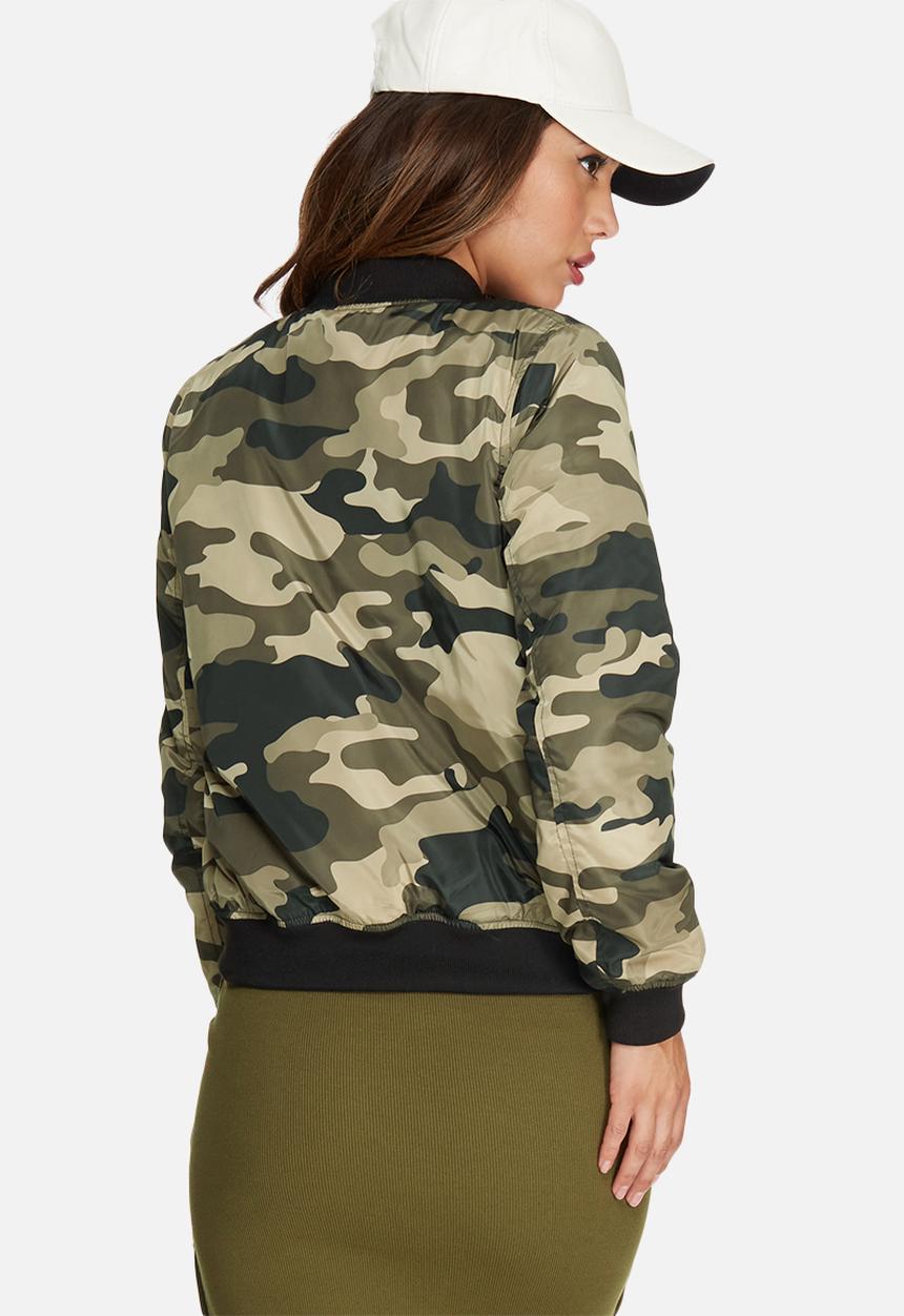 Missguided - Padded bomber jacket camo