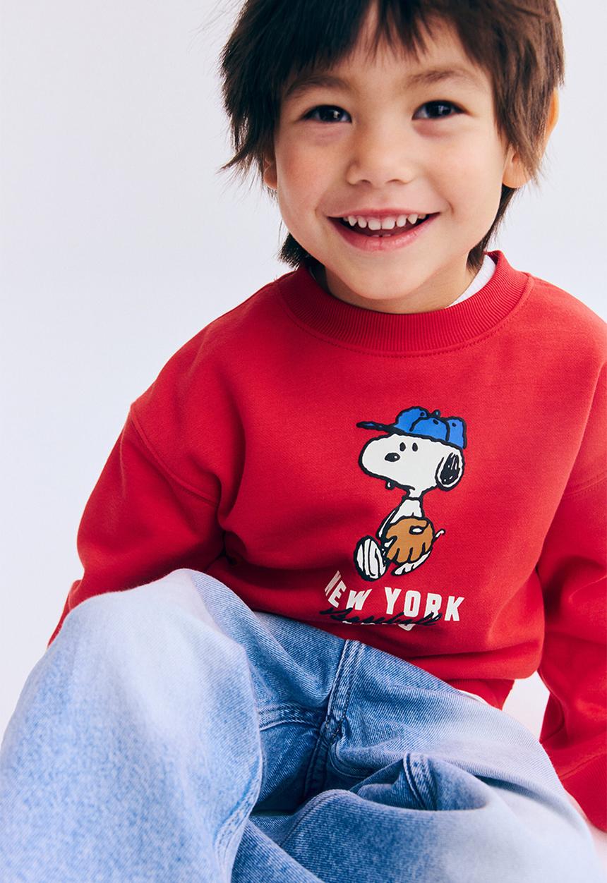 H&M - Printed sweatshirt - red/snoopy