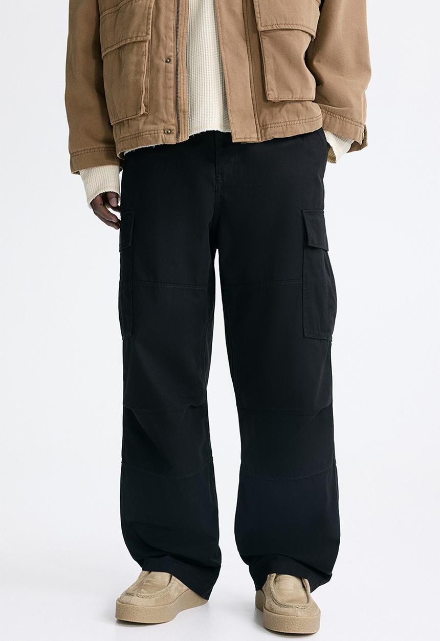 H&M - Relaxed fit cotton cargo trousers - black