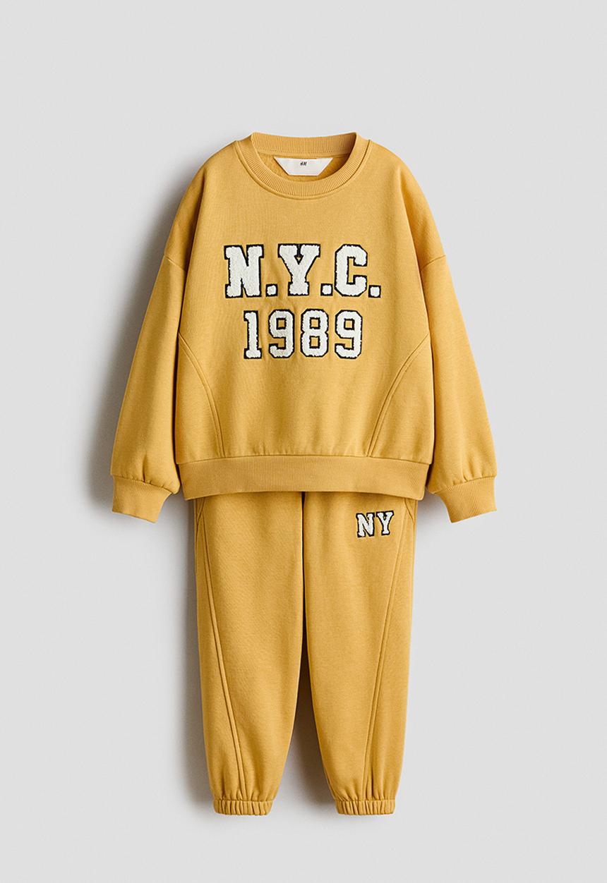 H&M - 2 Piece sweatshirt set - mustard yellow/nyc