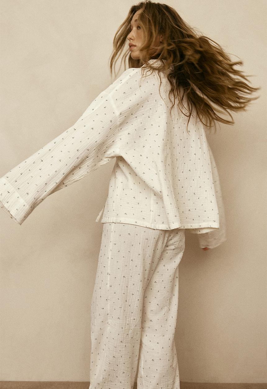 H&M - Cotton muslin pyjamas - cream/floral