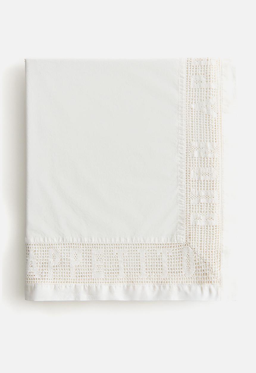 H&M - Lace-trimmed cotton tablecloth - white/buon appetito