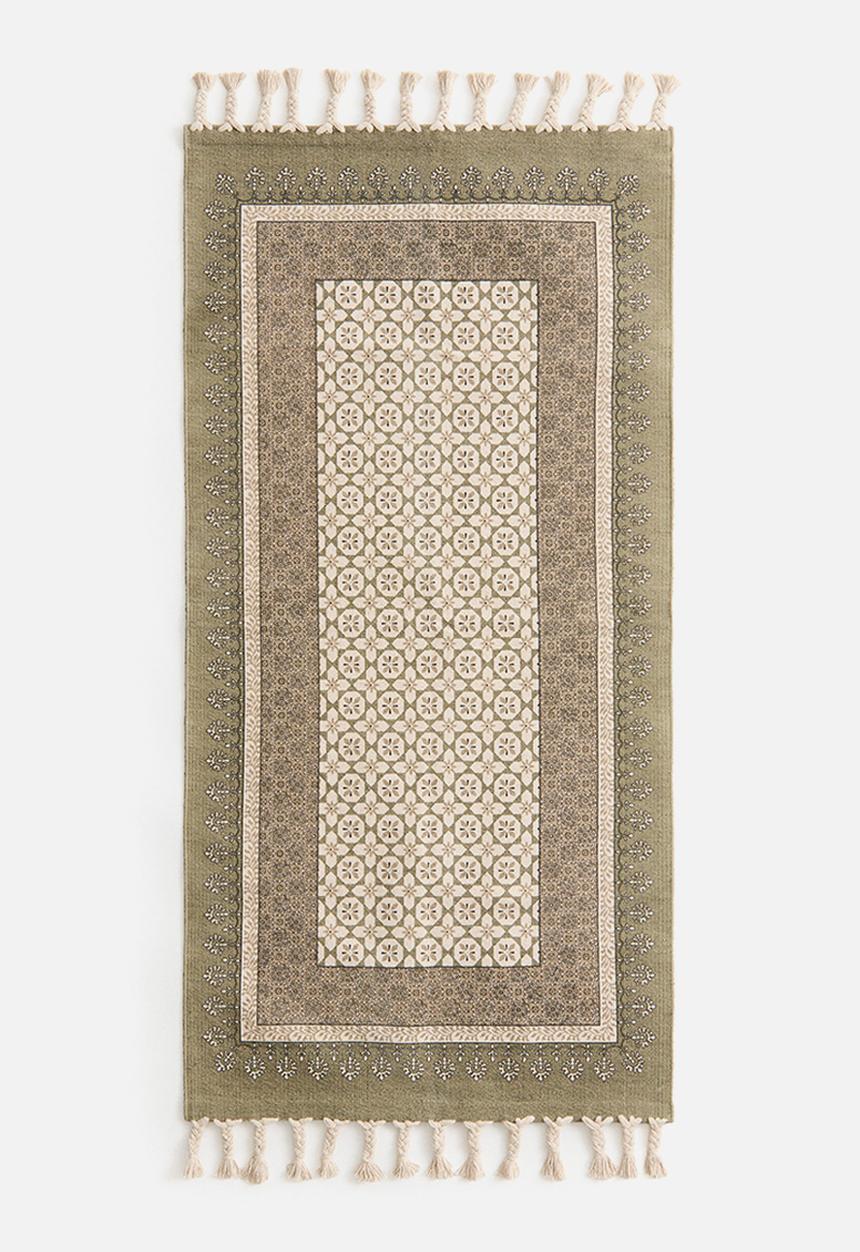 H&M - Fringed cotton runner rug - olive green/patterned
