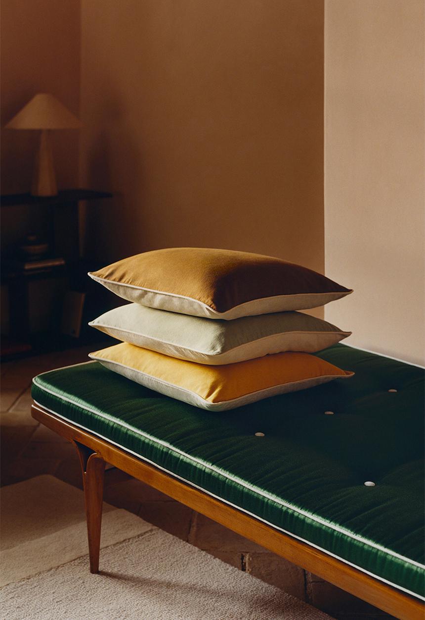 H&M - Canvas cushion cover - light khaki green