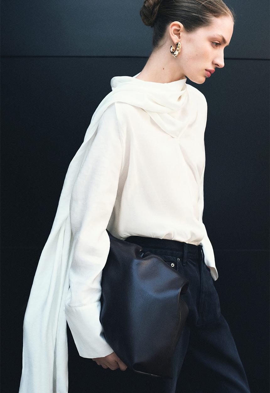 H&M - Scarf-collar blouse - white